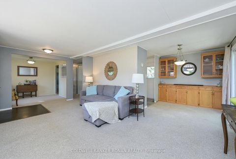 Photo 14 at 13 Hawthorne Drive, Rural Innisfil, Innisfil