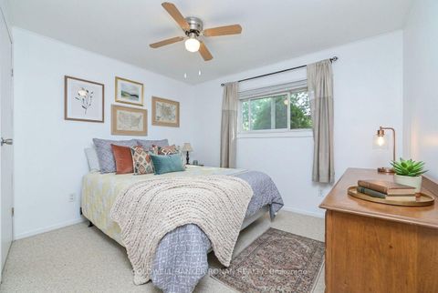 Photo 17 at 13 Hawthorne Drive, Rural Innisfil, Innisfil