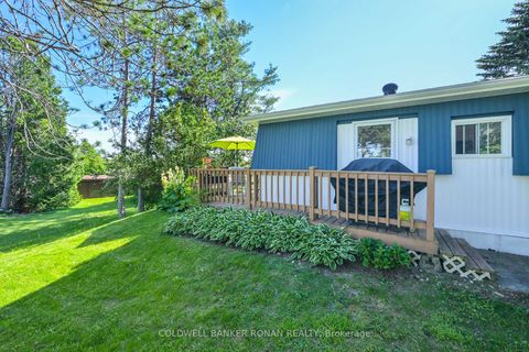 Photo 23 at 13 Hawthorne Drive, Rural Innisfil, Innisfil