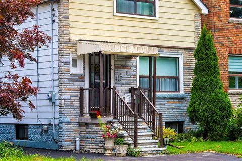 Photo 6 at 36 Mcdonald Avenue, Oakridge, Toronto