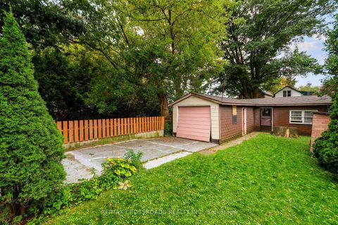 Photo 30 at 36 Mcdonald Avenue, Oakridge, Toronto