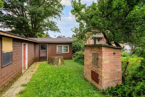 Photo 33 at 36 Mcdonald Avenue, Oakridge, Toronto