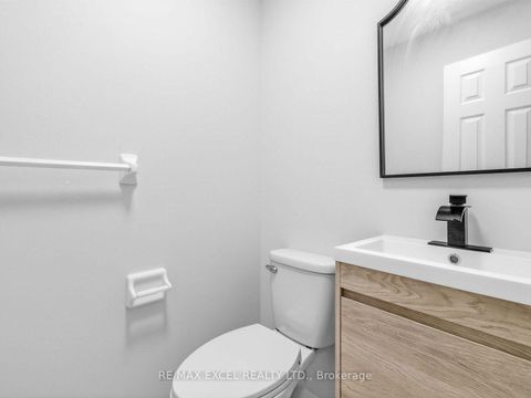 Photo 11 at 396 Cundles Road W, Northwest, Barrie