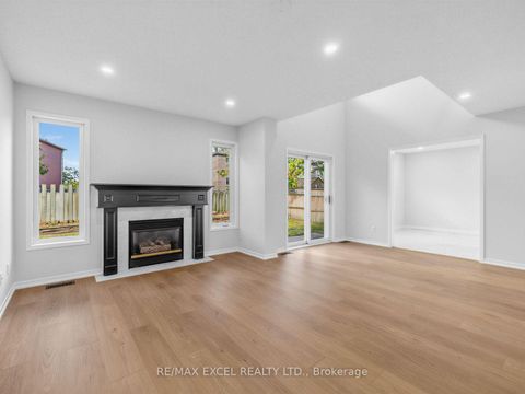 Photo 14 at 396 Cundles Road W, Northwest, Barrie