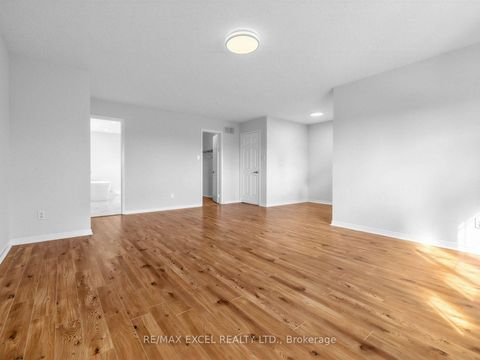 Photo 24 at 396 Cundles Road W, Northwest, Barrie