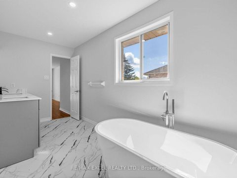 Photo 26 at 396 Cundles Road W, Northwest, Barrie