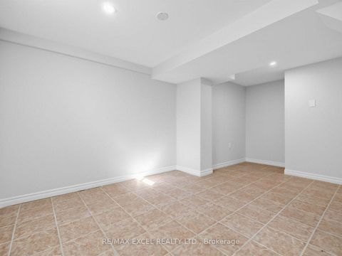 Photo 31 at 396 Cundles Road W, Northwest, Barrie