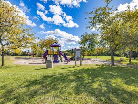 Photo 36 at 396 Cundles Road W, Northwest, Barrie