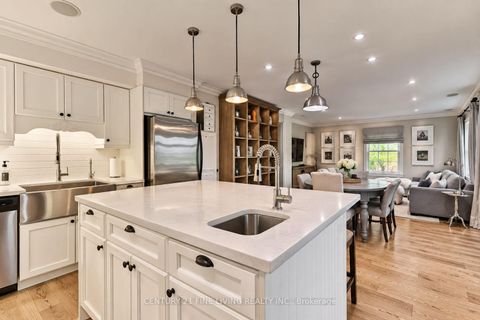 Photo 8 at 8 Lester B Pearson Street, Kleinburg, Vaughan