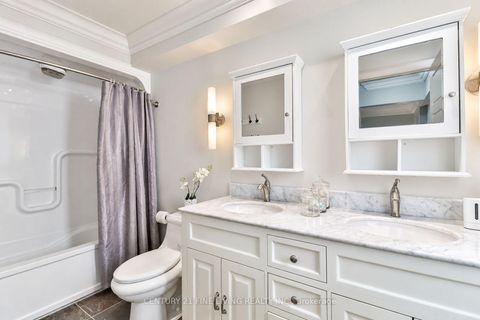 Photo 14 at 8 Lester B Pearson Street, Kleinburg, Vaughan