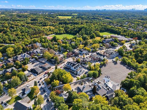 Photo 22 at 8 Lester B Pearson Street, Kleinburg, Vaughan