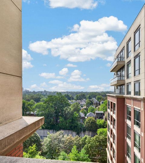 Photo 12 at 802 - 23 Glebe Road W, Eglinton, Toronto