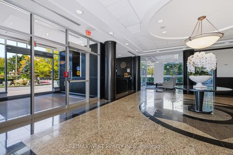 Photo 3 at 209 - 1403 Royal York Road, Humber Heights, Toronto