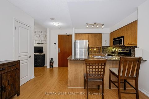 Photo 9 at 209 - 1403 Royal York Road, Humber Heights, Toronto