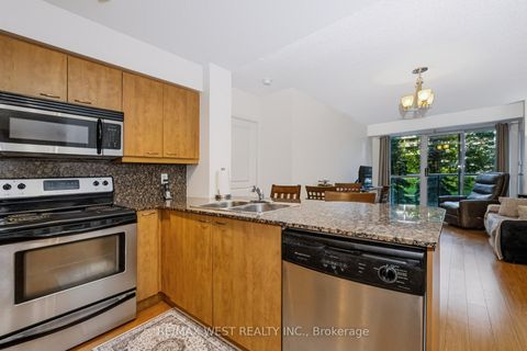 Photo 15 at 209 - 1403 Royal York Road, Humber Heights, Toronto