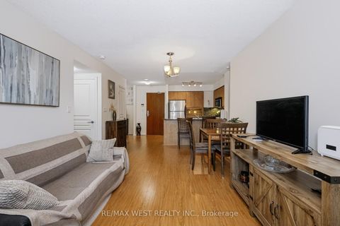 Photo 19 at 209 - 1403 Royal York Road, Humber Heights, Toronto