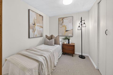 Photo 23 at 28 Candlewood Crescent, York University Heights, Toronto