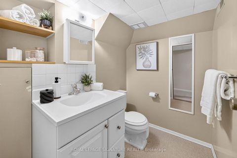 Photo 25 at 28 Candlewood Crescent, York University Heights, Toronto
