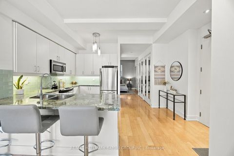 Photo 3 at 301 - 562 Eglinton Avenue E, Mount Pleasant East, Toronto