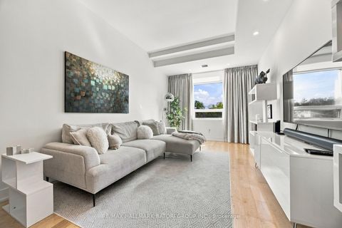 Photo 12 at 301 - 562 Eglinton Avenue E, Mount Pleasant East, Toronto