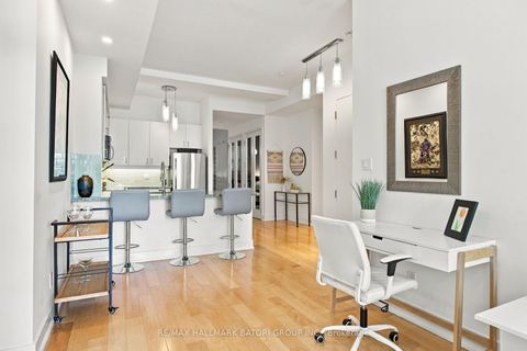 Photo 15 at 301 - 562 Eglinton Avenue E, Mount Pleasant East, Toronto