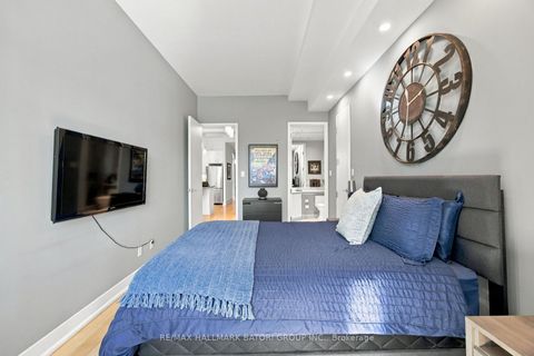 Photo 24 at 301 - 562 Eglinton Avenue E, Mount Pleasant East, Toronto