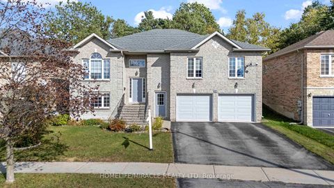 Photo 0 at 30 Dove Crescent, Ardagh, Barrie