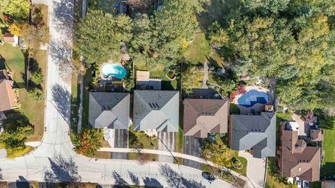 Photo 2 at 30 Dove Crescent, Ardagh, Barrie
