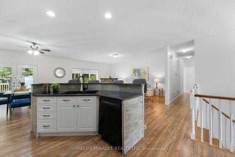 Photo 9 at 30 Dove Crescent, Ardagh, Barrie