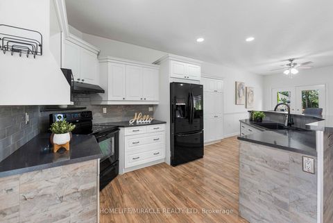 Photo 11 at 30 Dove Crescent, Ardagh, Barrie