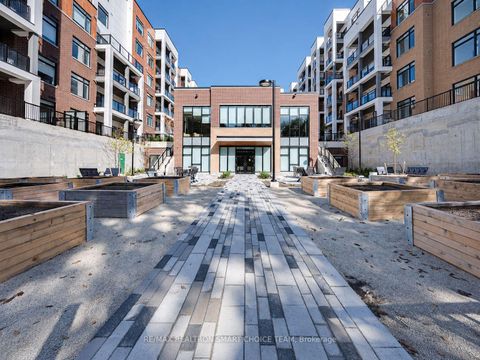 Photo 47 at 108 - 130 Canon Jackson Drive, Greenbrook, Toronto