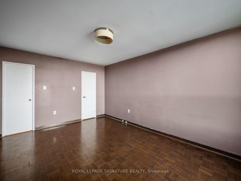 Photo 12 at 404 - 130 Neptune Drive, Lawrence, Toronto
