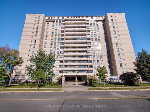 Photo 18 at 404 - 130 Neptune Drive, Lawrence, Toronto