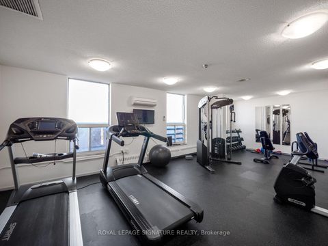 Photo 20 at 404 - 130 Neptune Drive, Lawrence, Toronto
