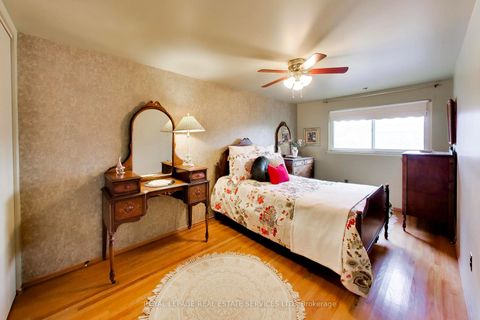 Photo 11 at 24 Elmvale Crescent, Clairville, Toronto