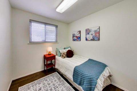 Photo 14 at 24 Elmvale Crescent, Clairville, Toronto