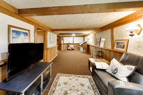 Photo 18 at 24 Elmvale Crescent, Clairville, Toronto