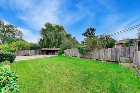 Photo 23 at 24 Elmvale Crescent, Clairville, Toronto