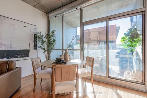 Photo 6 at 415 - 60 Bathurst Street, Niagara, Toronto