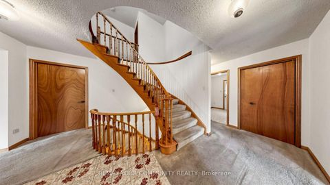 Photo 21 at 2 Trimontium Crescent, East York, Toronto