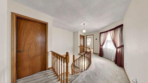 Photo 22 at 2 Trimontium Crescent, East York, Toronto