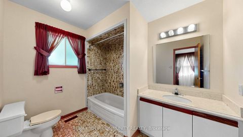 Photo 26 at 2 Trimontium Crescent, East York, Toronto