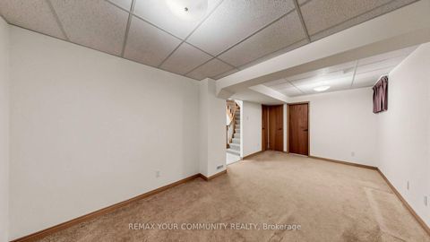 Photo 39 at 2 Trimontium Crescent, East York, Toronto