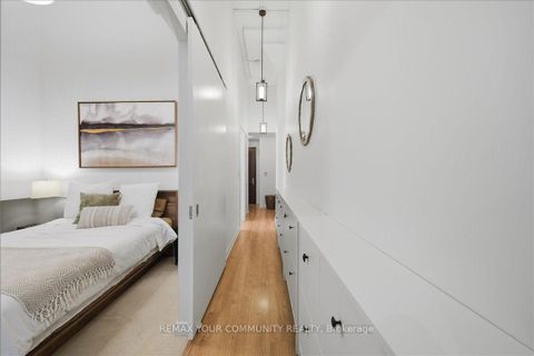 Photo 7 at 227 - 380 Macpherson Avenue, Casa Loma, Toronto