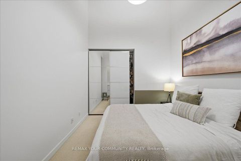 Photo 11 at 227 - 380 Macpherson Avenue, Casa Loma, Toronto
