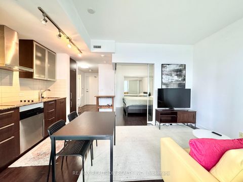Photo 9 at 2201 - 12 York Street, Waterfront Communities C1, Toronto