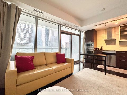 Photo 16 at 2201 - 12 York Street, Waterfront Communities C1, Toronto