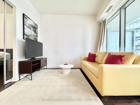 Photo 18 at 2201 - 12 York Street, Waterfront Communities C1, Toronto