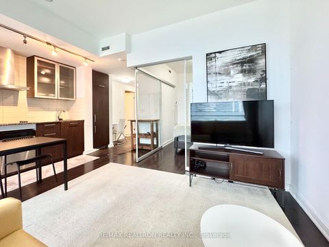 Photo 23 at 2201 - 12 York Street, Waterfront Communities C1, Toronto