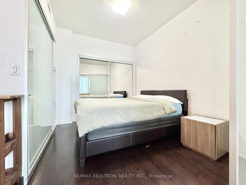 Photo 25 at 2201 - 12 York Street, Waterfront Communities C1, Toronto